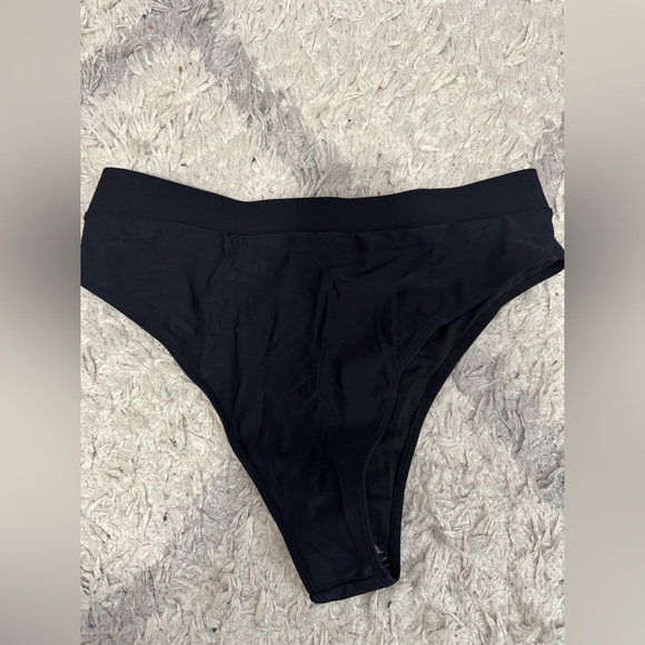 Black High-Waisted Bikini Bottom - Picture 5 of 7